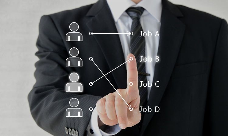 第184回 理系の74%が「ジョブ型採用」を支持。生成AI時代で変わる人材像と“面接重視”の選考