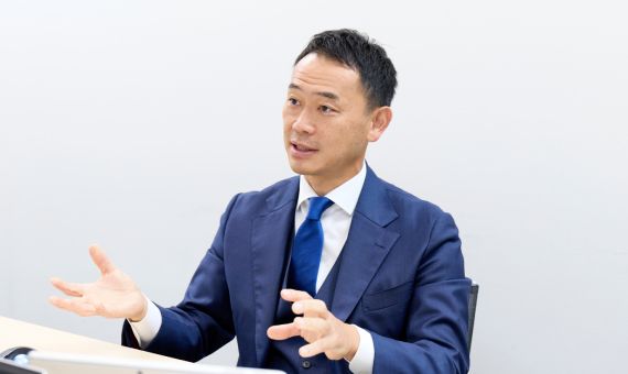 プラスアルファ・コンサルティング 鈴村様